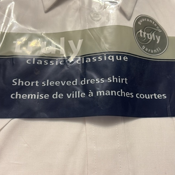 Brand new truly classic men’s white dress shirt, short sleeve  17 - 17 1/2 - Picture 2 of 6